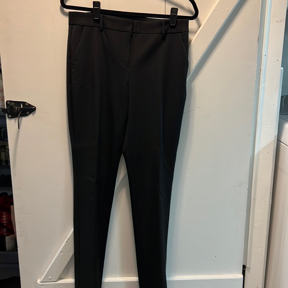 Express Columnist Barely Boot size 8 black